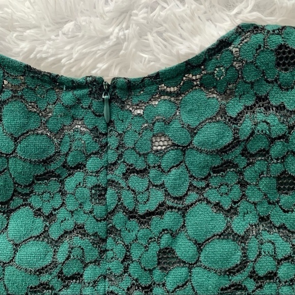 LARK & RO Deep Green Fit and Flare Crew Neck Sheath Stretch Lace Mini Dress - Picture 13 of 16